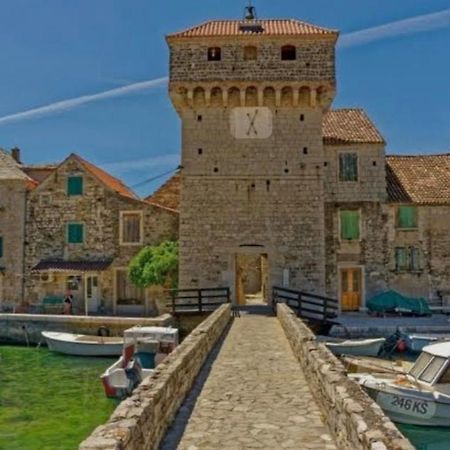 Apartman Kastel Kaštela Esterno foto