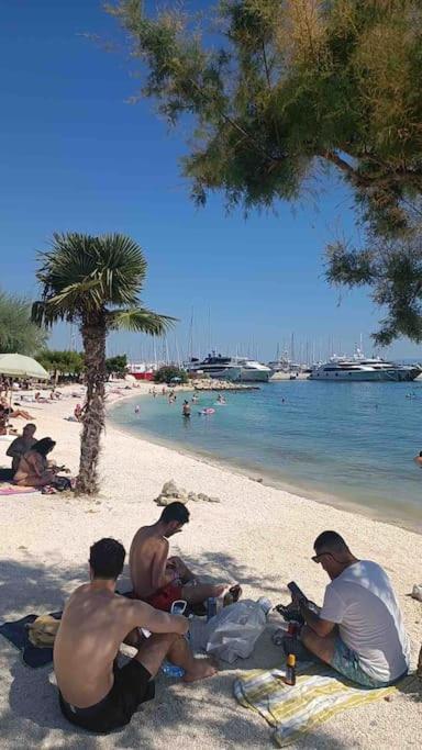 Apartman Kastel Kaštela Esterno foto