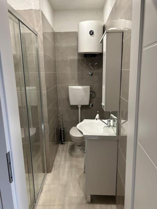 Apartman Kastel Kaštela Esterno foto
